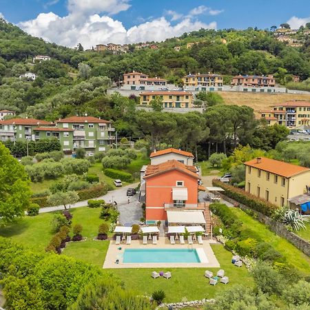 Affittacamere La Collina Degli Ulivi ลาสเปเซีย ภายนอก รูปภาพ